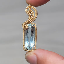 Load image into Gallery viewer, 14kGF Aquamarine Pendant
