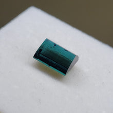 Load image into Gallery viewer, 6.42ct Teal Tourmaline Facet