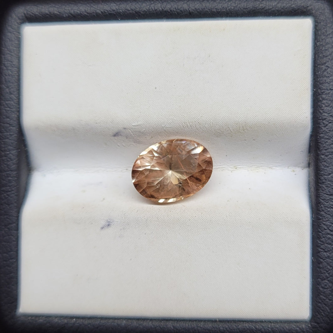 1.75ct Oregon Sunstone Facet
