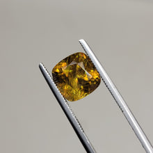 Load image into Gallery viewer, 4.81ct Sphene (Titanite) Facet
